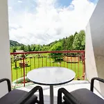 Trebesingerhof 호텔 4*